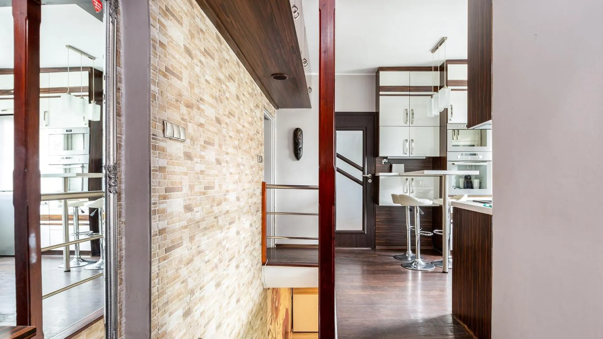 Wrzeszcz Two-Level Apartment グダニスク